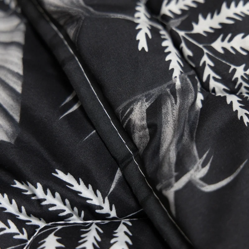 Summer sale bundel | Black Leaves | Wasbaar dekbed