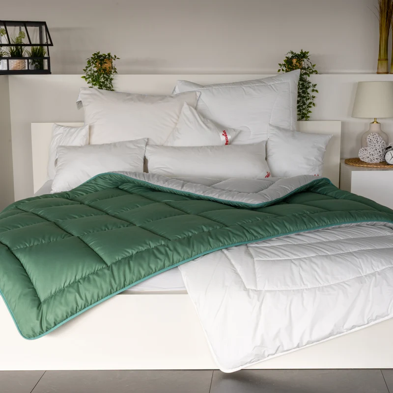 Sorelia · MIKROFASER · Ganzjahresdecke