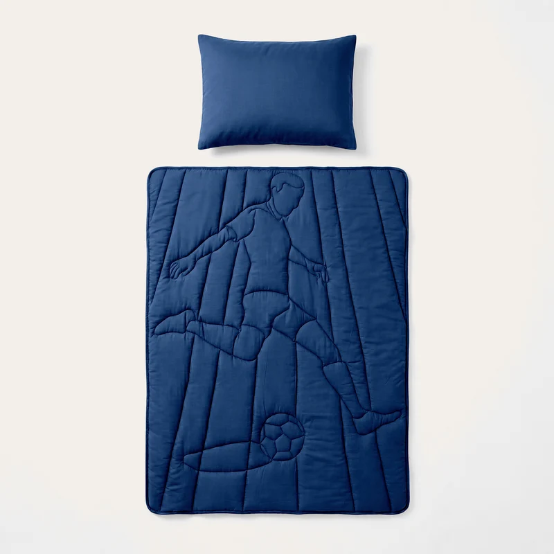Wasbaar Kids All Season Dekbed | Voetbal Spits | Navy | Met Kussensloop