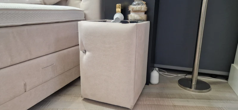 Boxspringbett 180x210 cm – TV-Lift inkl. Samsung TV – elektrisch verstellbar – viel Zubehör