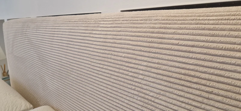 Ausstellungsstück Boxspringbett 180x200 cm – Cord Beige – mit Bettkasten – HG 4 & HG 5