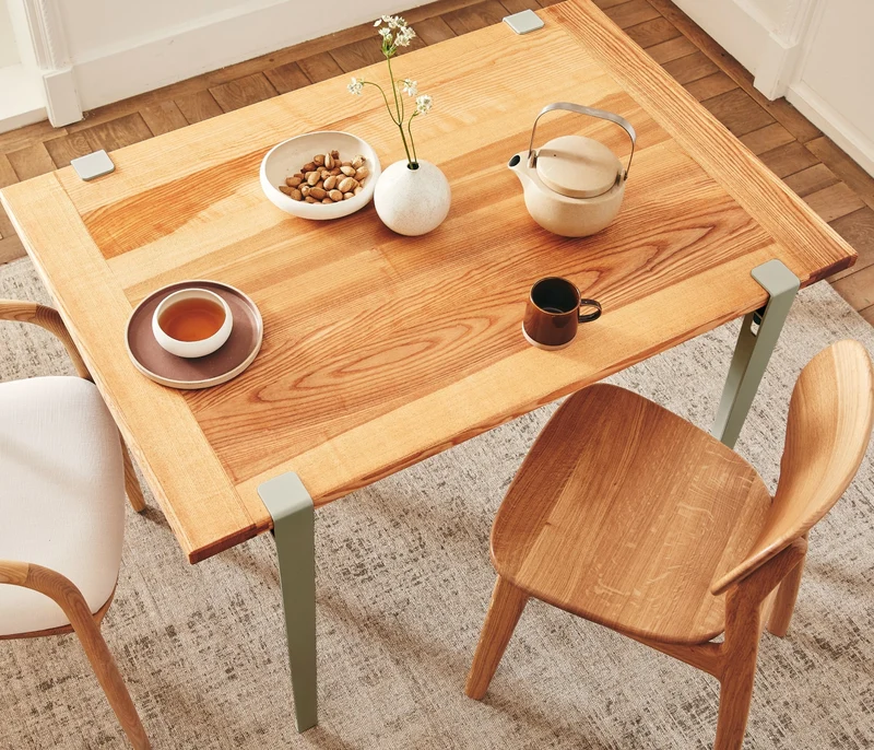 Table à manger en bois massif ÉOS - Kipli x TIPTOE