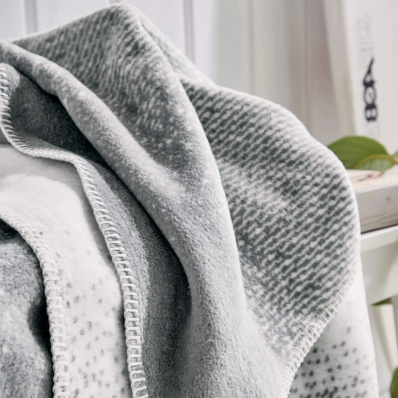 Ibena Paia 1010-800 Jaquard Decke Grau/ Beige