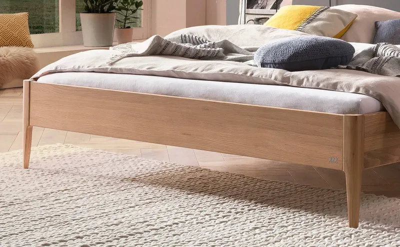 Hasena Pieve Massivholzbett Eiche bright geölt, Lounge-Kollektion