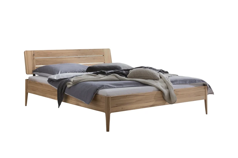 Hasena Massivholzbett Busseto Lounge, Wildbuche natur geölt mit Holzfüßen