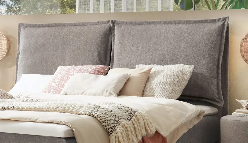 Hasena Boxspringbett Zamora Eiche bright mit Bezug Pace Grey und Topper