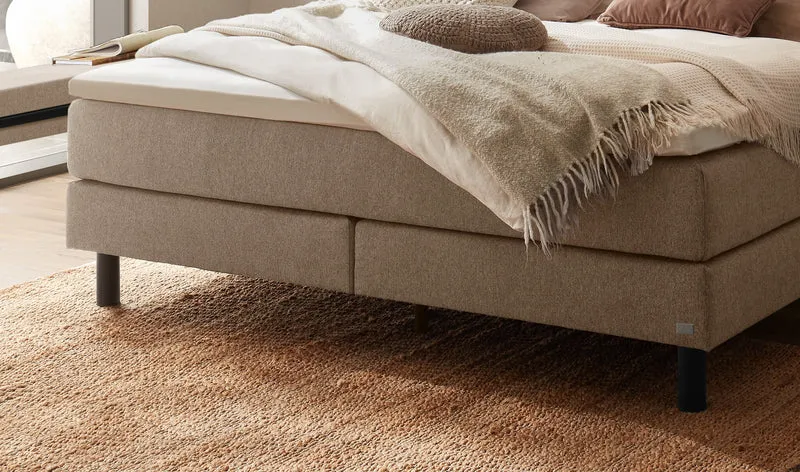 Hasena Boxspringbett Donna mit Topper, Bezug Pace Sand, Metallfüße Schwarz