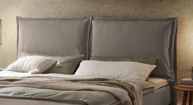 Hasena Boxspringbett Ricarda Eiche bright geölt mit Bezug Pace grey
