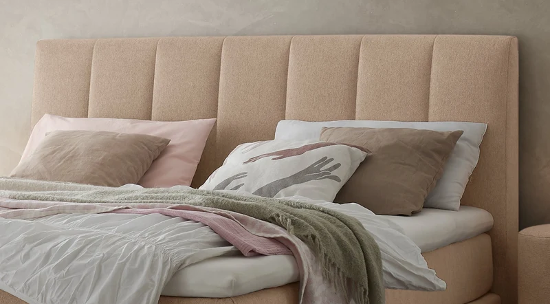 Hasena Boxspringbett Reina Eiche bright mit Bezug Pace Sand und Topper