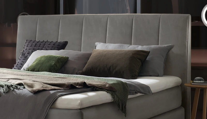 Hasena Boxspringbett Stefania in Eiche bright mit Monet-Bezug und Topper
