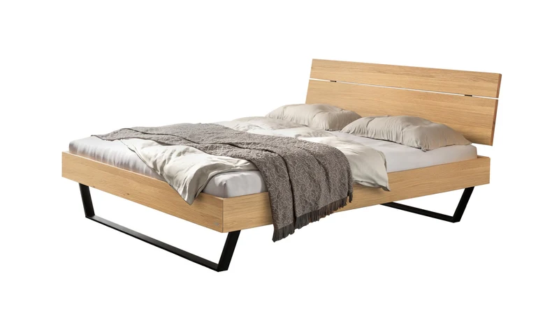 Hasena Massivholzbett Romeo Eiche bright mit schwarzen Metallkufen