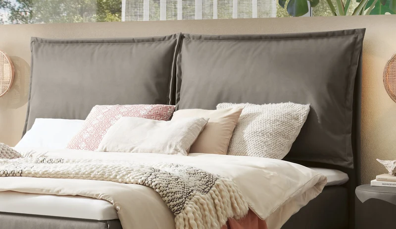 Hasena Boxspringbett Zamora in Eiche bright mit Bezug Monet steel