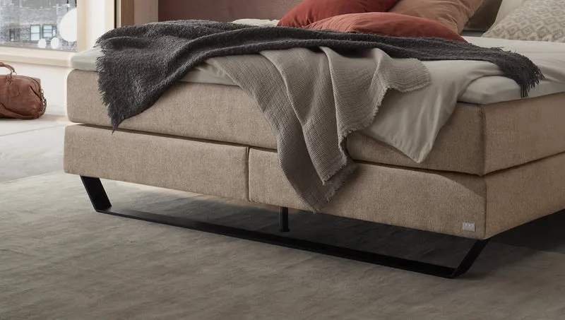 Hasena Boxspringbett Celina mit Topper nach Wahl, Bezug Pace Sand