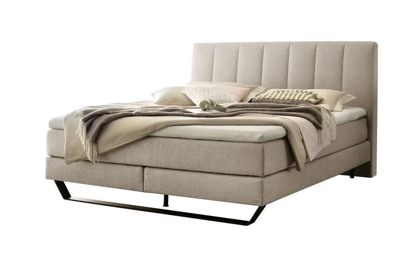 Hasena Boxspringbett Ambra Schwarz mit Bezug Pace Sand und Metallkufen
