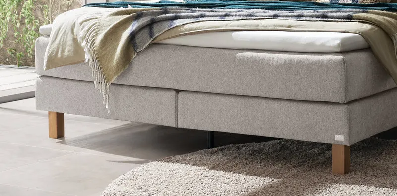 Hasena Boxspringbett Bonita in Eiche bright mit Topper, Light Grey