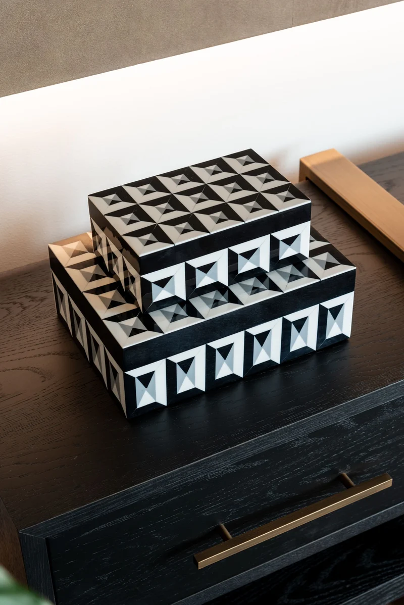 Aufbewahrungsbox Vivy black small – Schmuckbox mit Glasdeckel, schwarz