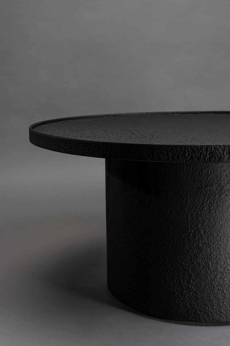 Couchtisch Winston Rund Schwarz mit Liquid-Metal-Optik von Dutchbone
