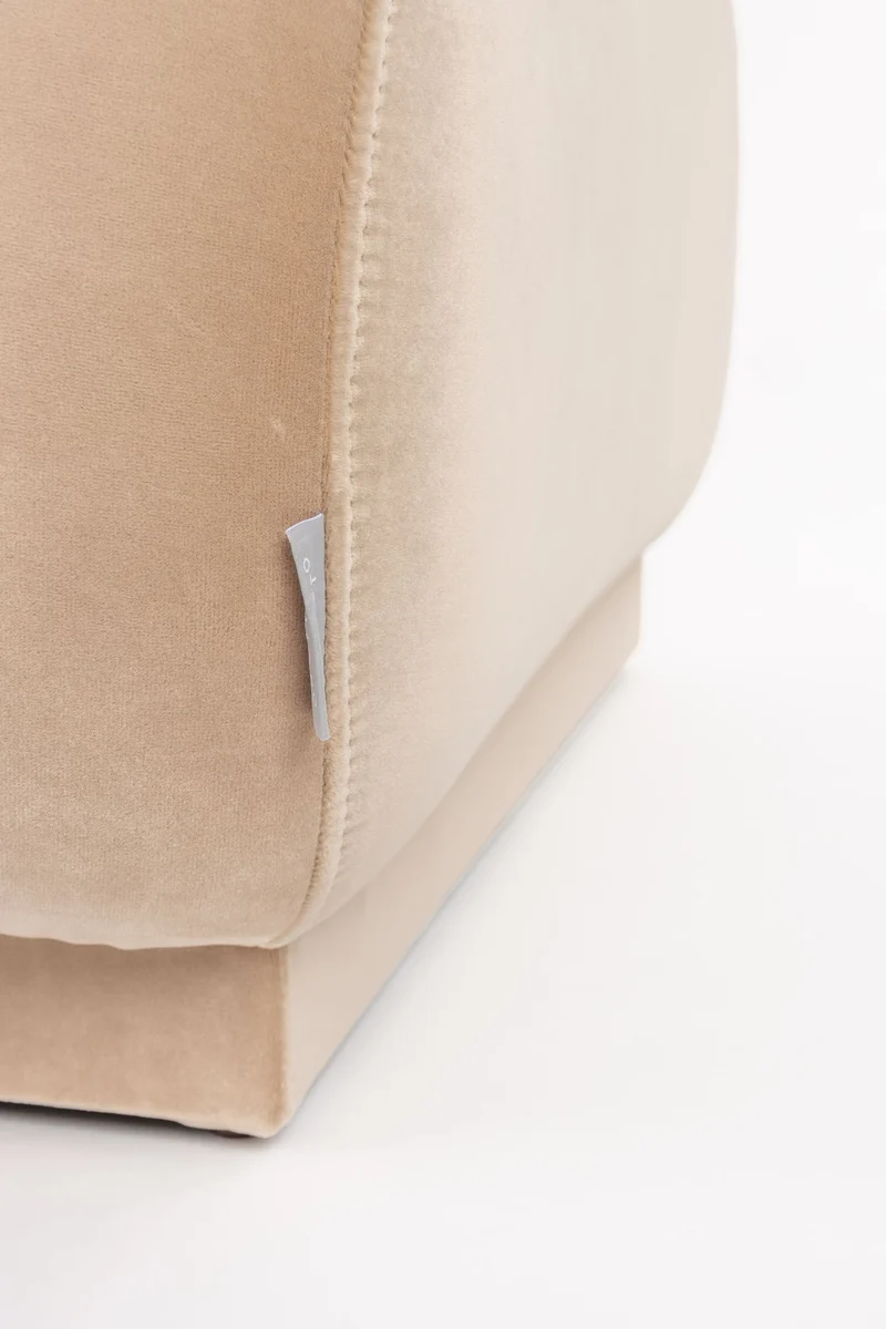 Hocker Hazel Beige mit Eukalyptusholz-Gestell von Zuiver