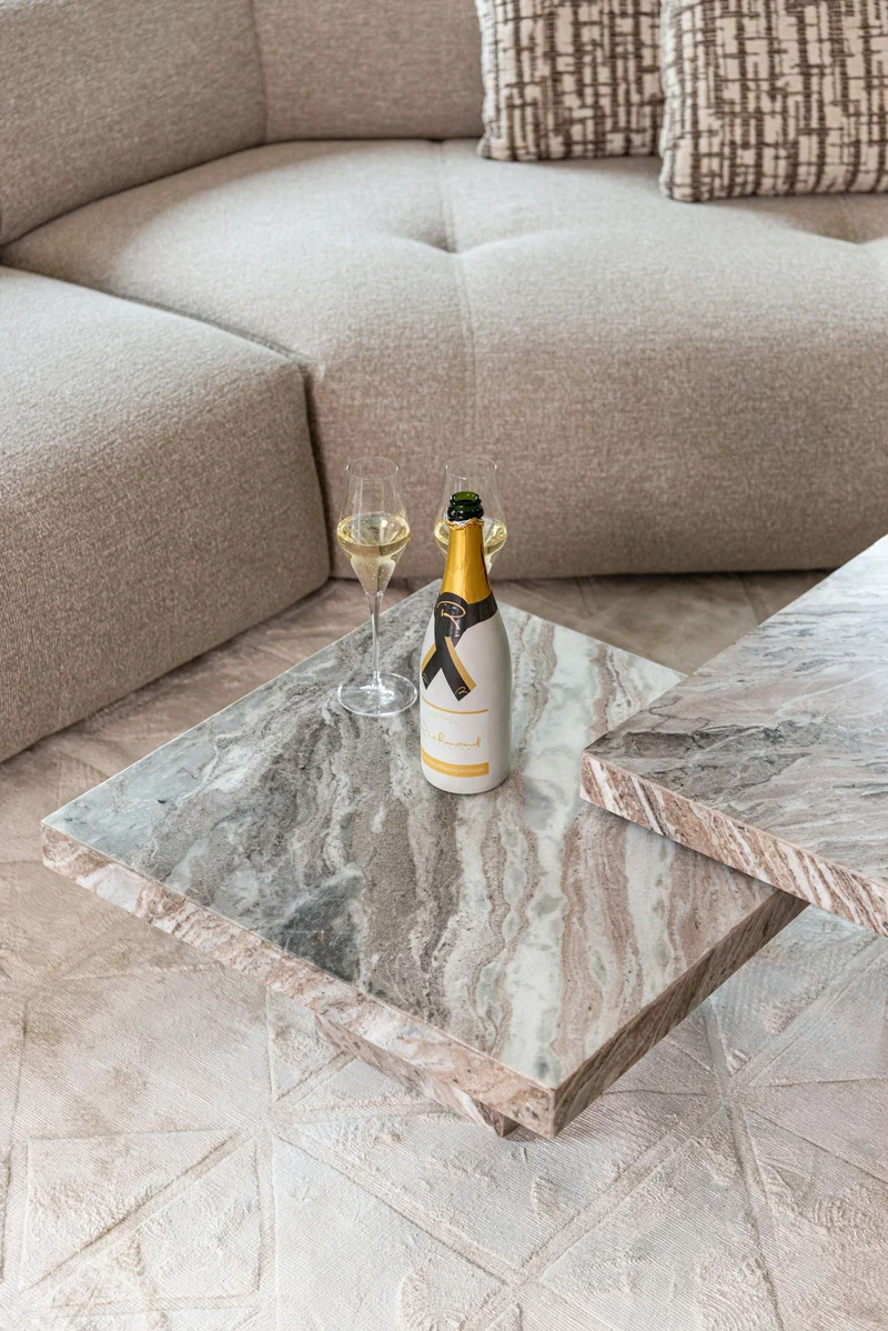 Couchtisch Rashford 2er-Set Blush Beige aus Toronto-Marmor
