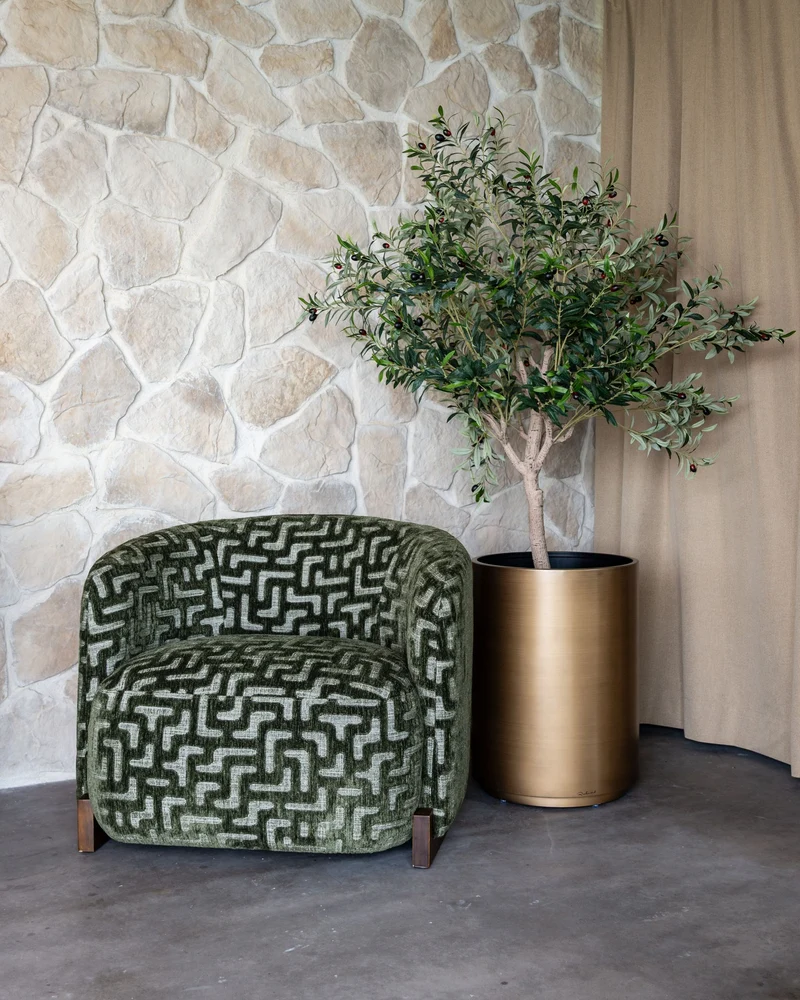 Richmond Loungesessel Hannah Moss Labyrinth, fire retardant