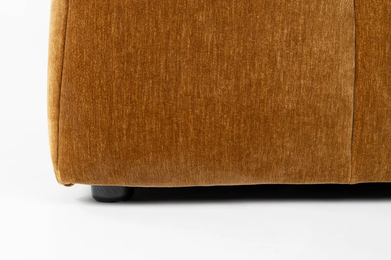 Sofa Hodge mit Chaiselongue rechts in Ochre von Dutchbone, Samtbezug