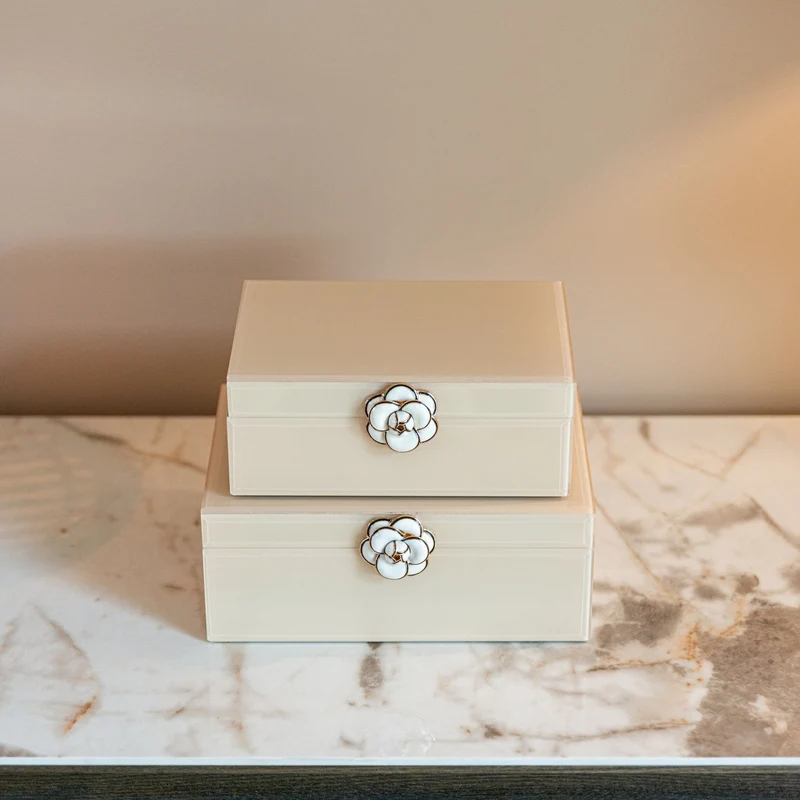 Aufbewahrungsbox Abbey ivory von Richmond aus MDF und Glas