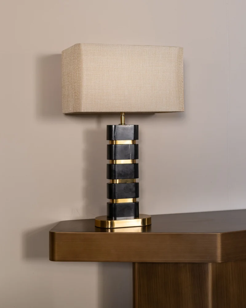 Richmond Konsole Hexa brushed gold – Eisen-Konsolentisch 150 cm