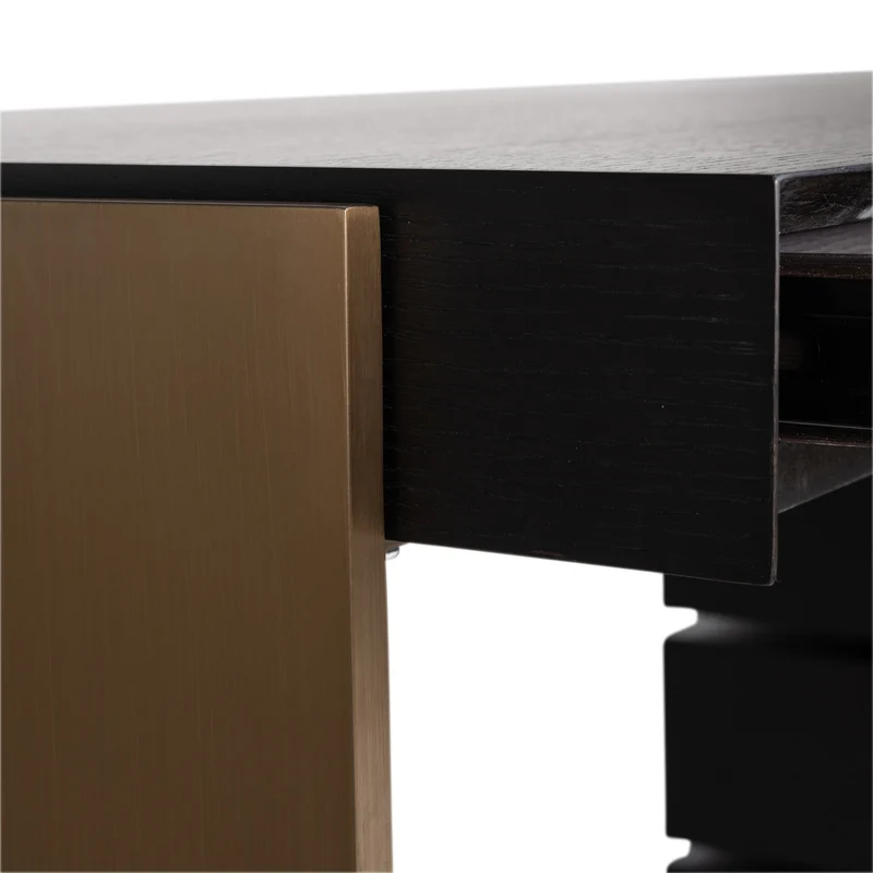Schreibtisch Alexander Jones Charcoal mit Goldakzenten, 140 cm