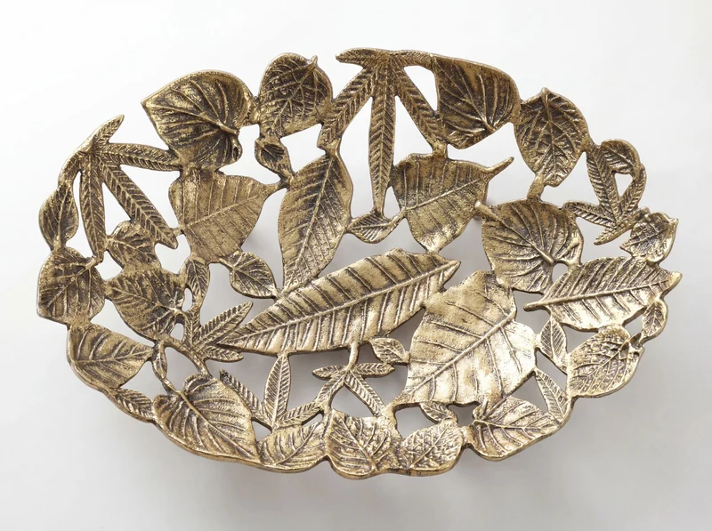 Dekoschale Oval Gold aus Aluminium im Blätter-Design 49 cm Wohnling