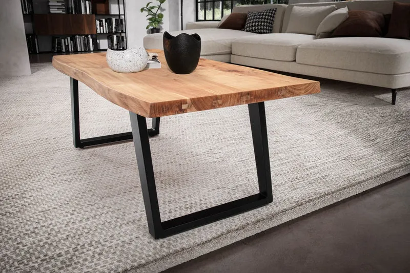 Couchtisch Akazie Massivholz mit Baumkante und Metallgestell