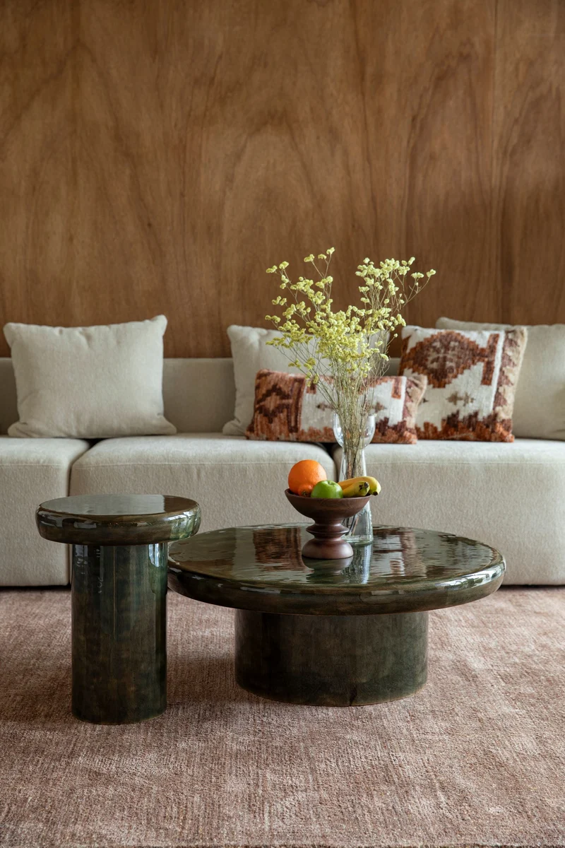 Couchtisch Mush 80 aus Mangoholz in Grün, Dutchbone Retro-Design