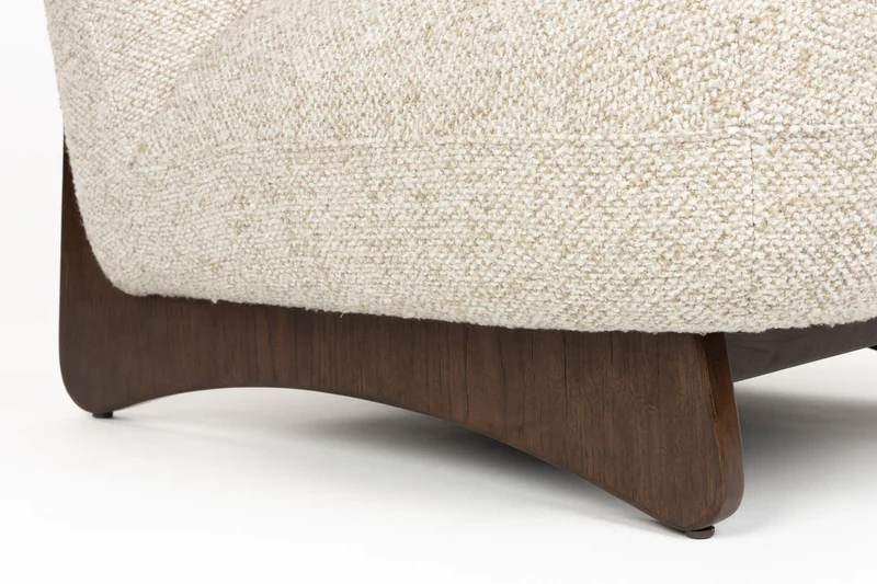 Loungesessel Loom Beige mit Eschenholz-Gestell im Boho-Vintage-Stil