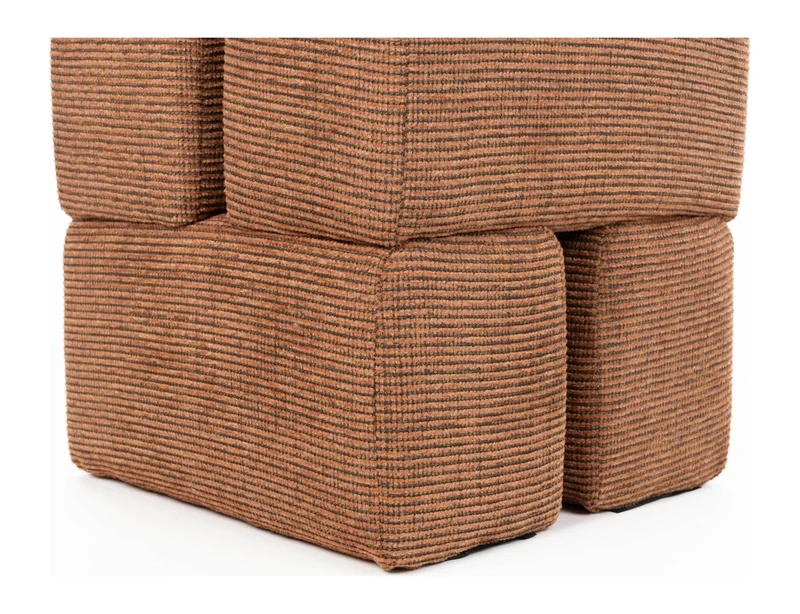 Hocker Staple Terracotta mit verspieltem Blockdesign, 40x40 cm