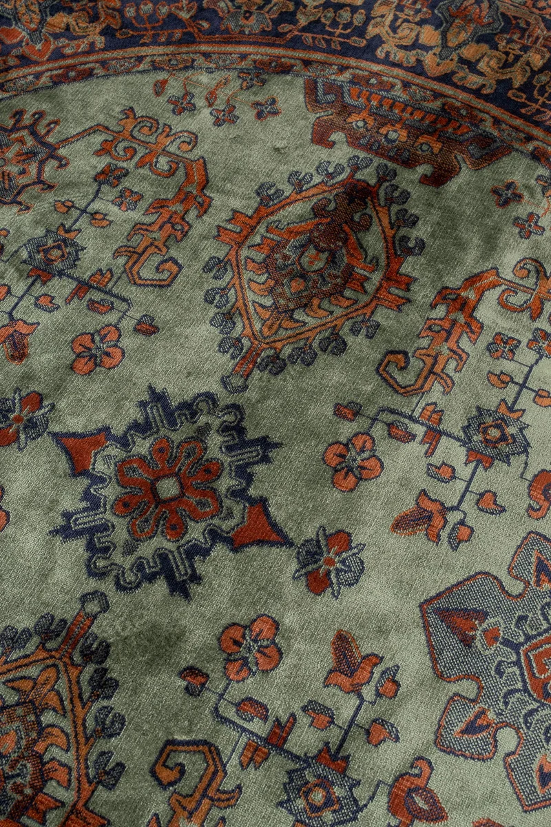 Teppich Raz 200x200 cm Grün mit Fransen aus Viskose fürs Wohnzimmer