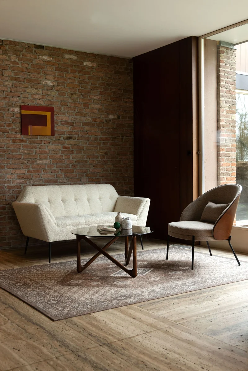 Couchtisch Naia Walnut mit Glasplatte und Eichenholzgestell, rund