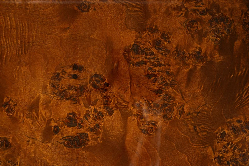Couchtisch Quinn im 70er-Retro-Design mit Walnussfurnier von Dutchbone