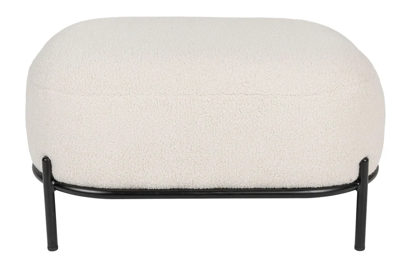 Hocker Polly Teddy Ivory mit Metallgestell als Fußstütze im Wohnzimmer
