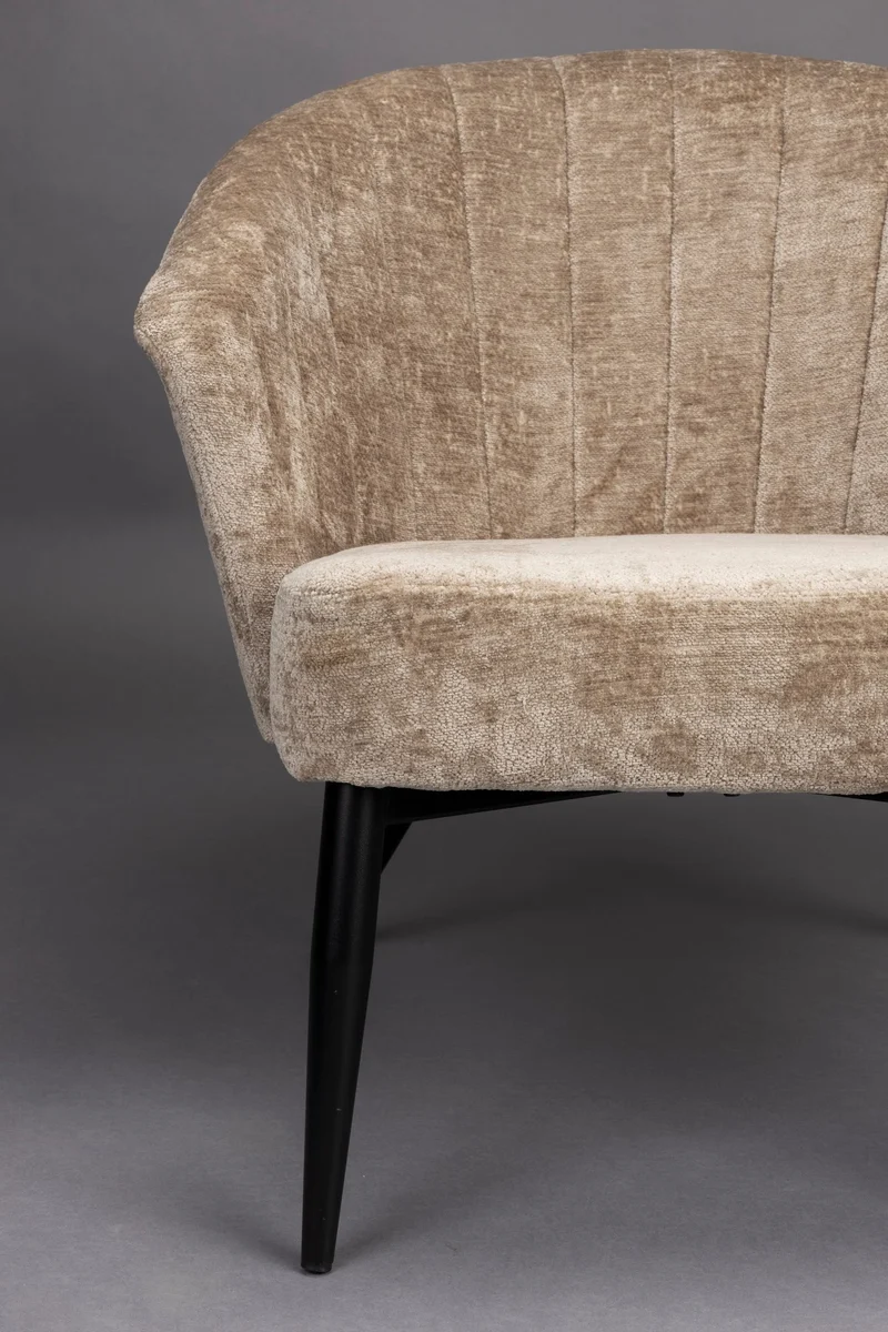 Loungesessel Georgia mit Samtbezug in Taupe von Dutchbone