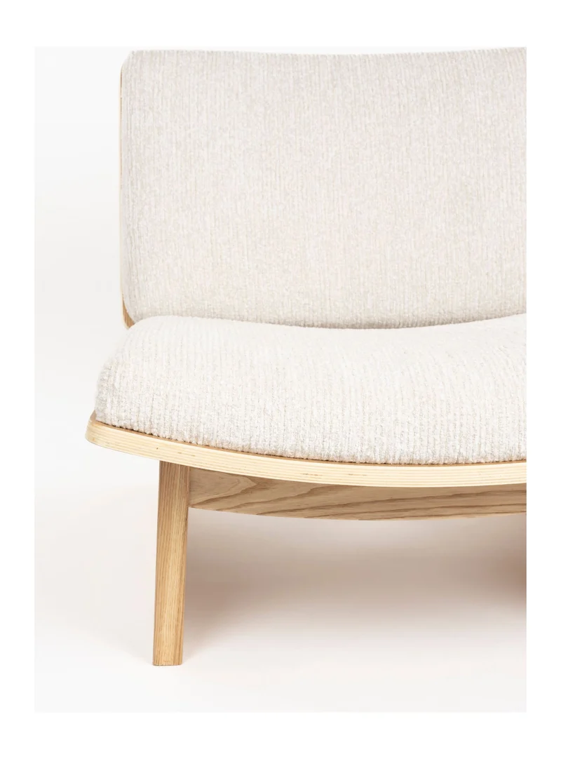 Loungesessel Volana Beige mit Eschenholz-Gestell von Zuiver