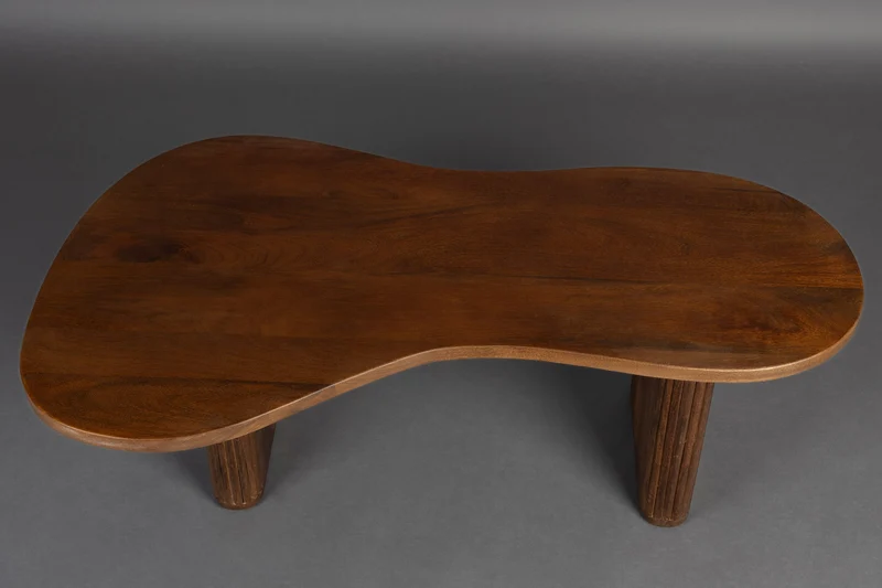 Couchtisch Tilon aus Mangoholz im Vintage-Design von Dutchbone