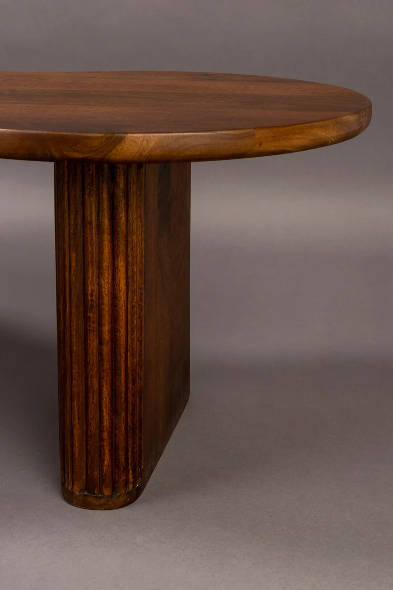 Couchtisch Tilon aus Mangoholz im Vintage-Design von Dutchbone