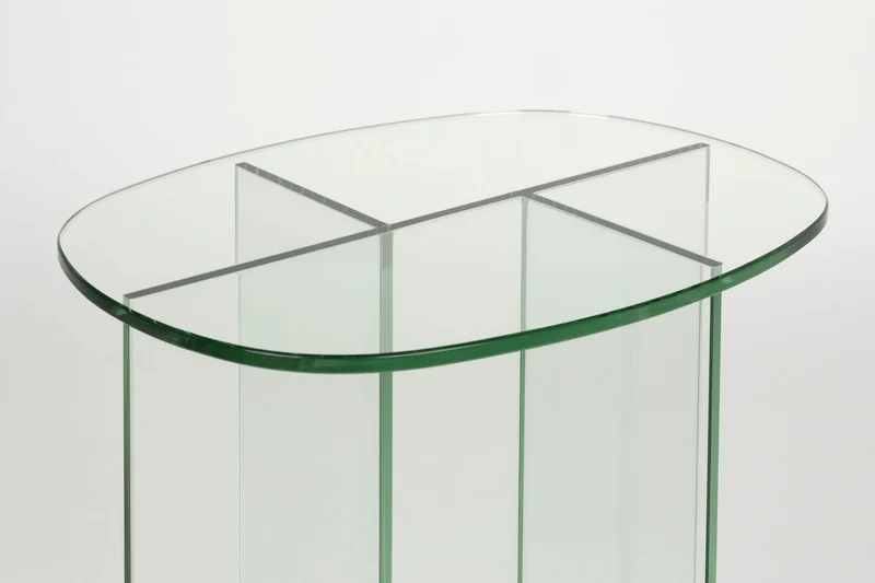 Beistelltisch Linea aus transparentem Glas mit Linienmuster Zuiver