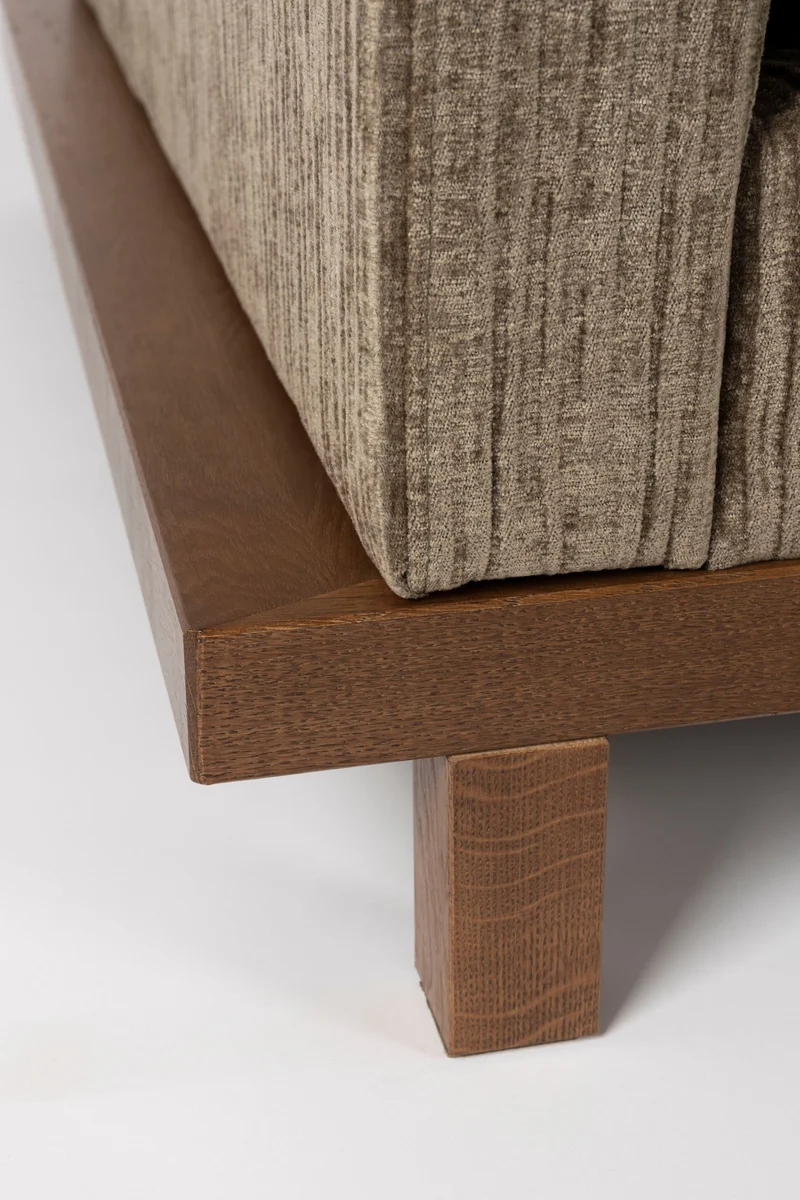 Sofa Blossom 4,5-Sitzer Moss mit Eichenholz-Gestell im Japandi-Stil