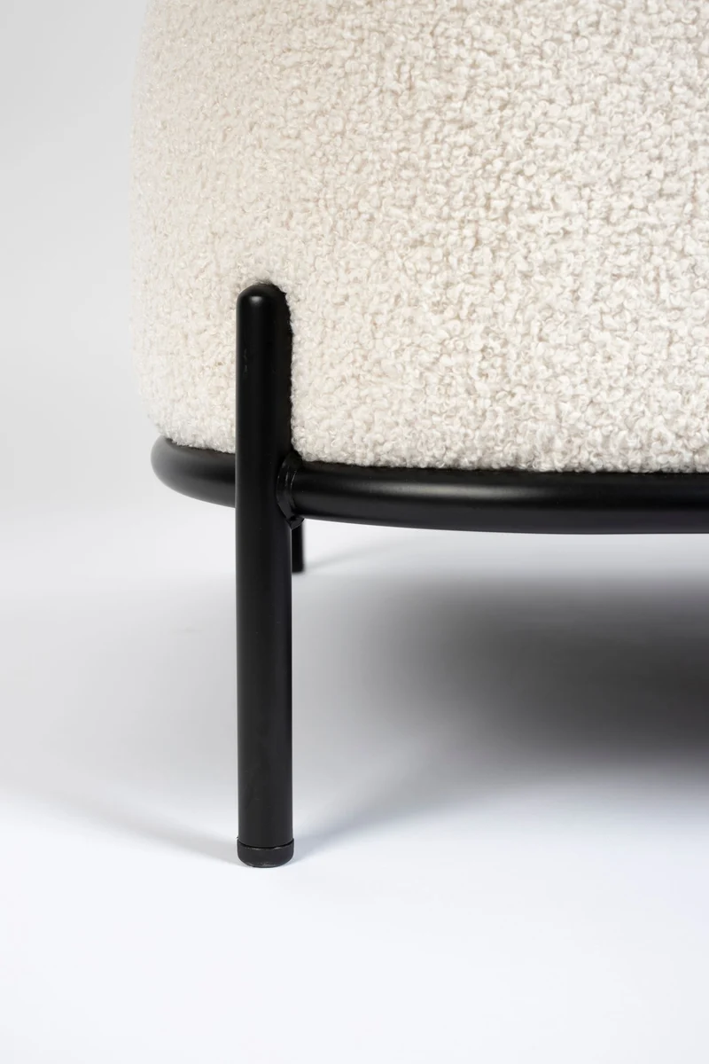 Loungesessel Polly mit Teddy-Bezug in Ivory und Metallgestell