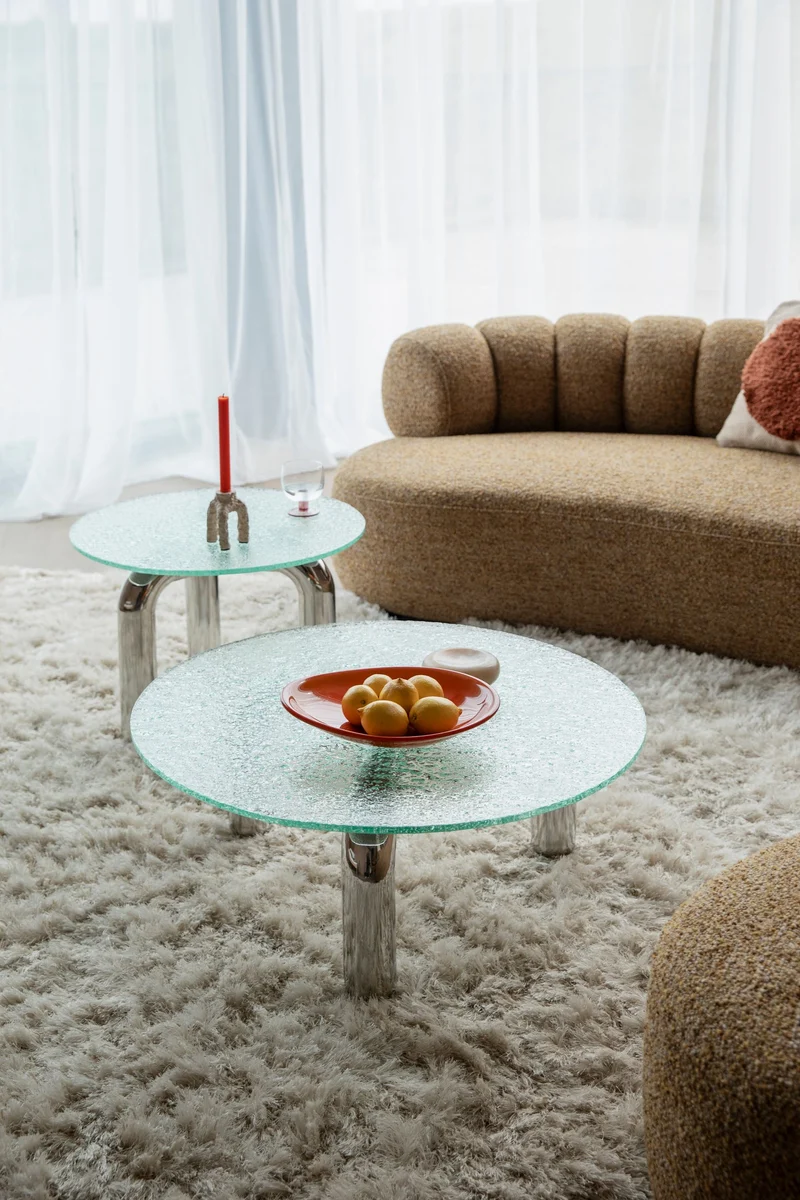 Couchtisch Marly rund, Silber mit Sicherheitsglas im Retro-Design