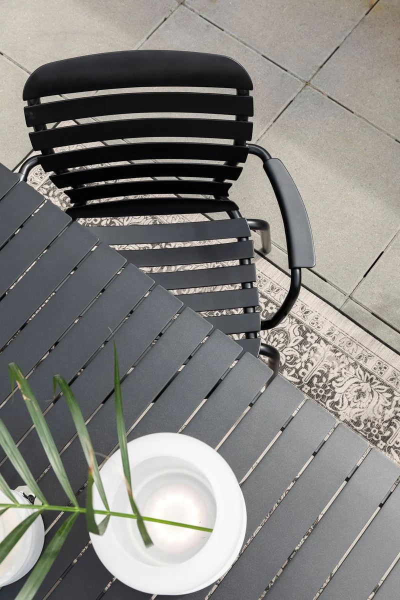 Gartensessel Vondel im 2er-Set, Schwarz aus Aluminium von Zuiver