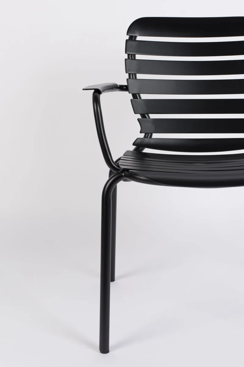 Gartensessel Vondel im 2er-Set, Schwarz aus Aluminium von Zuiver