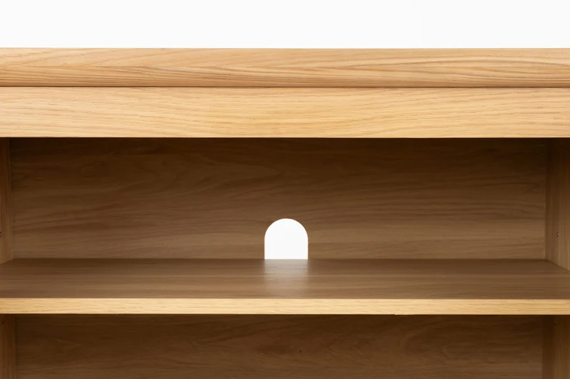 Sideboard Storm Natural aus Eichenfurnier für Wohn- und Schlafzimmer