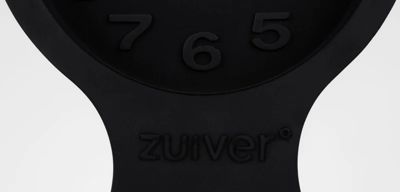 Wanduhr Pendulum Time aus Beton, Schwarz mit Retro-Design von Zuiver