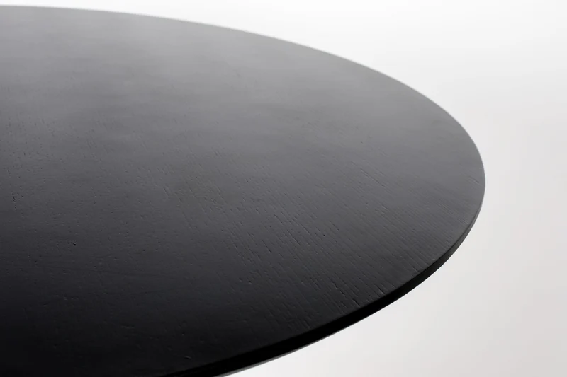 Tisch Pilar rund mit Eschenfurnier-Platte, Schwarz von Zuiver